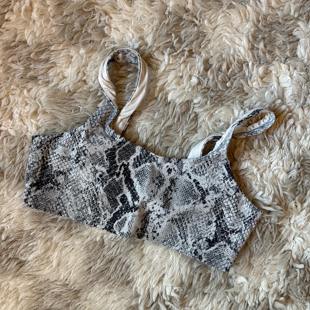 Alo Snakeskin Sports Bra